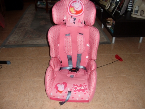 Poppa pig pink 123 car seat – Costa Blanca Nursery Hire